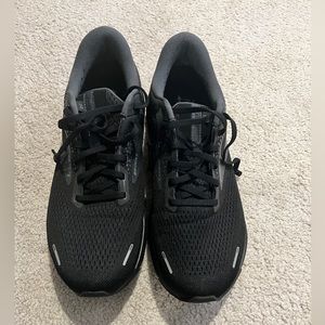 Brooks Ghost 14, Black/Black/Ebony men’s Like New